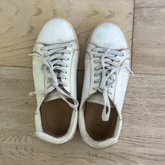 Sneaker - Picture 5 of 6